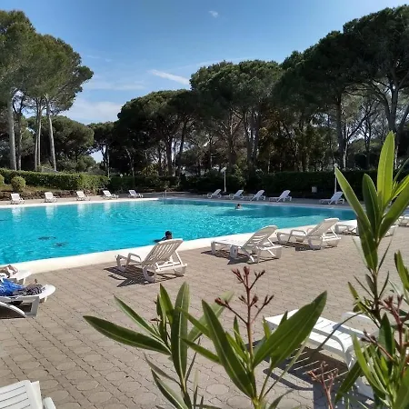 Vacation With Pool, Tennis, Petanque & Parking Apartmán