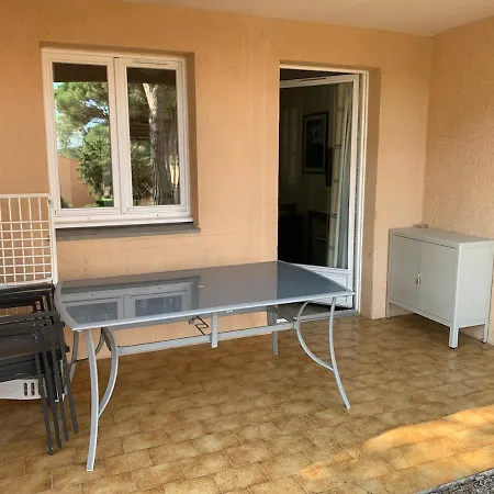 Vacation With Pool, Tennis, Petanque & Parking Saint-Raphaël